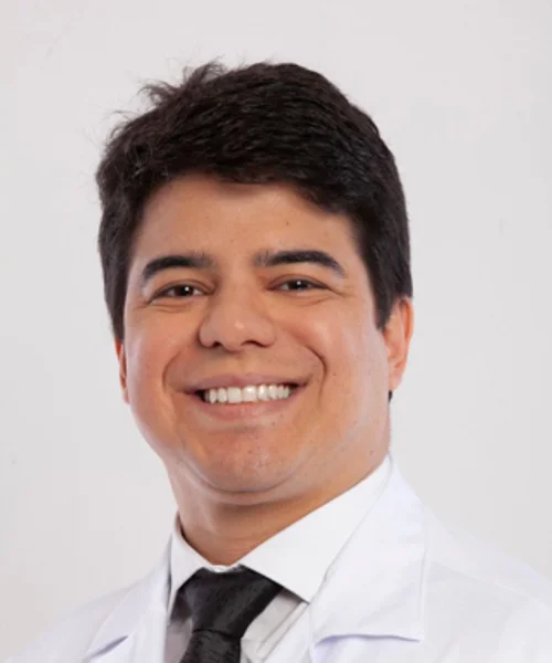 Dr. Thiago Apolinário